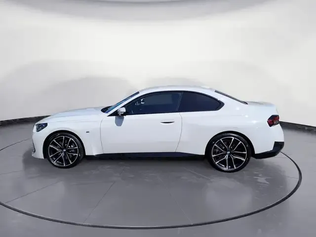 BMW 230