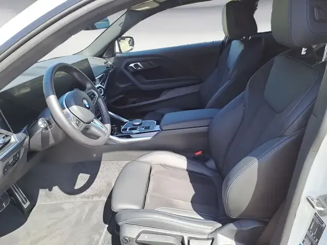 BMW 230