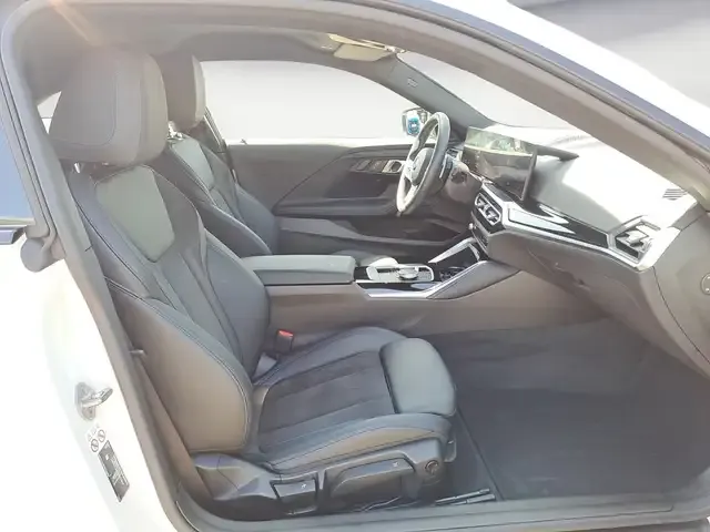 BMW 230