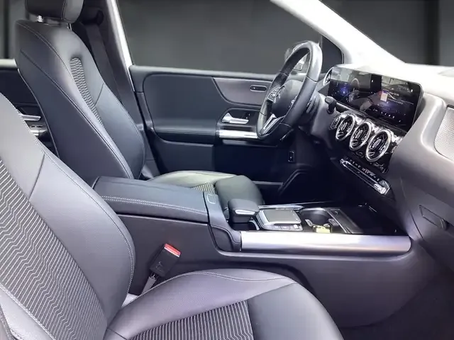 Mercedes-Benz B 250