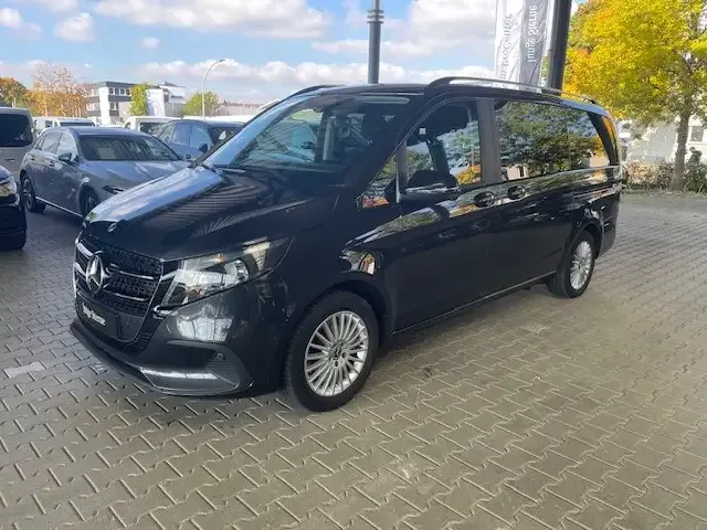 Mercedes-Benz V 250