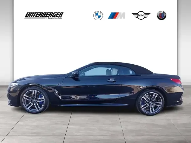 BMW 840