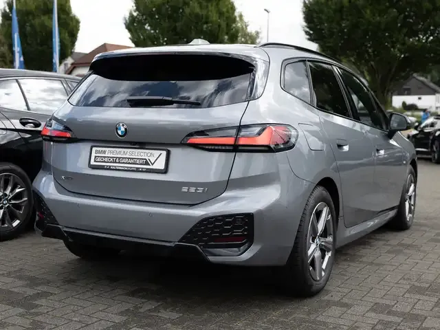 BMW 223