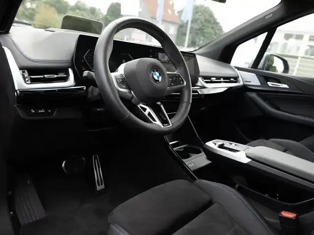 BMW 223