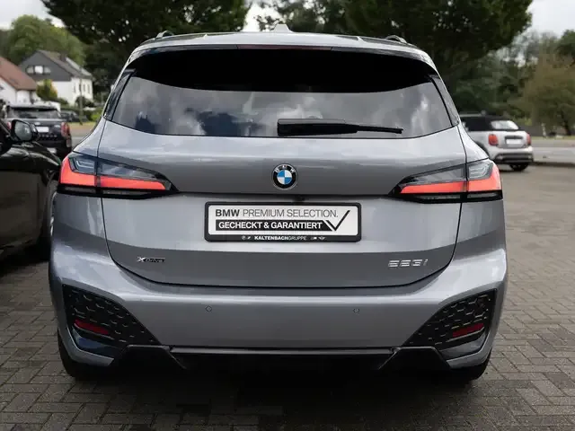 BMW 223