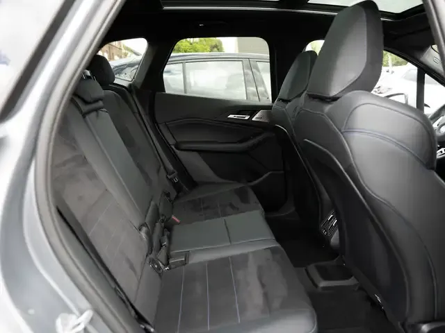 BMW 223