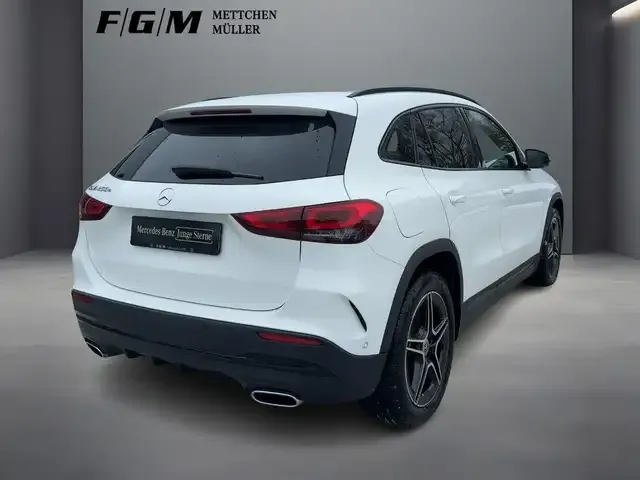 Mercedes-Benz GLA 250