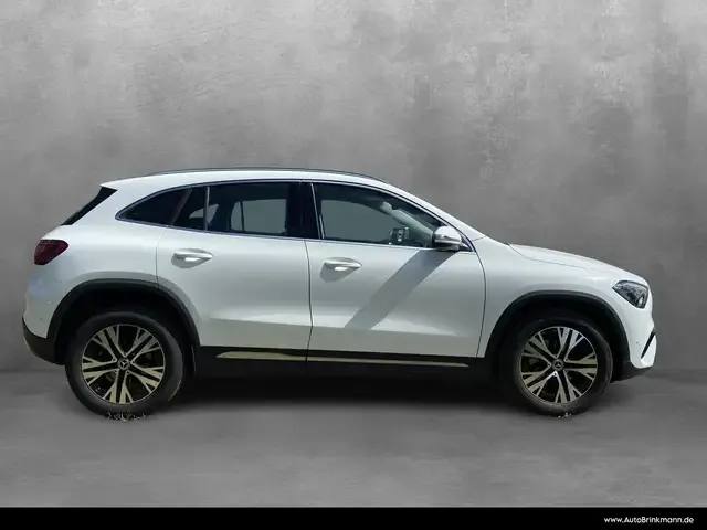 Mercedes-Benz GLA 180