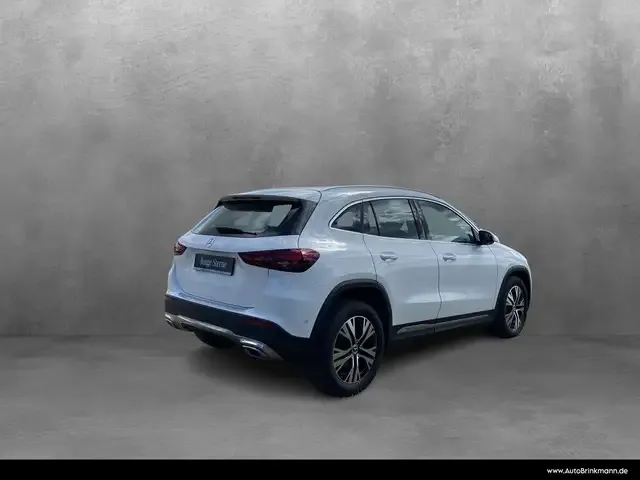 Mercedes-Benz GLA 180