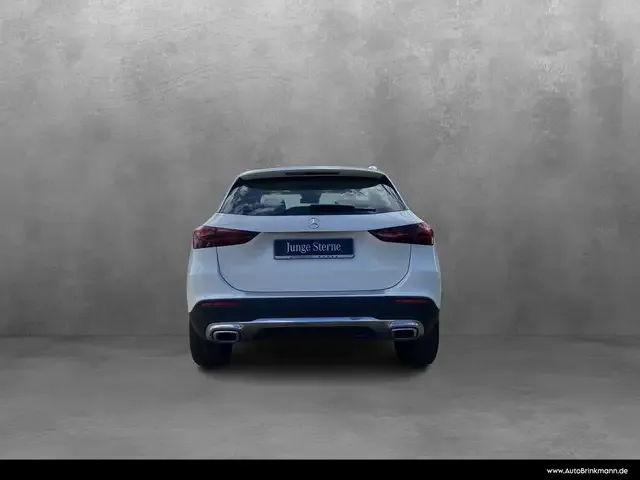 Mercedes-Benz GLA 180