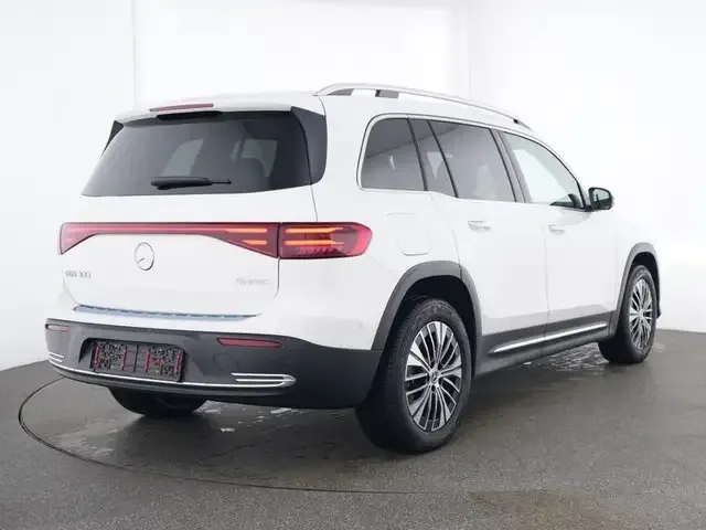 Mercedes-Benz EQB 300