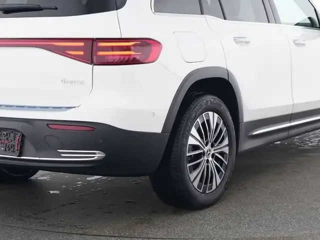 Mercedes-Benz EQB 300