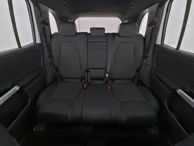 Mercedes-Benz EQB 300