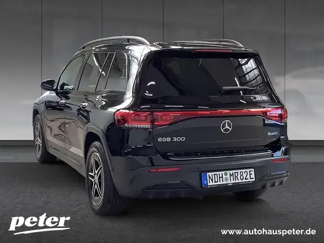 Mercedes-Benz EQB 300