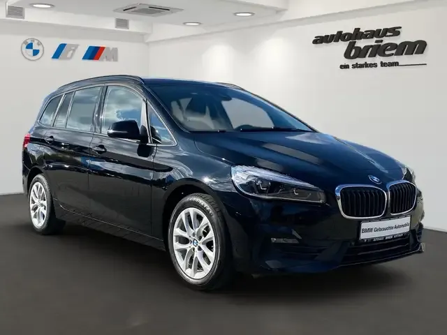BMW 218