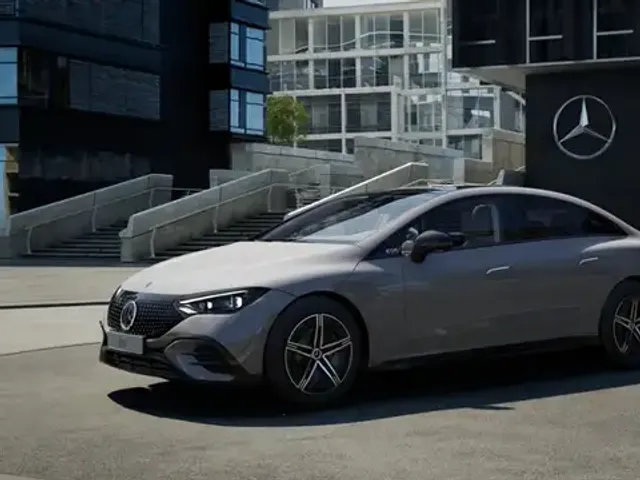 Mercedes-Benz EQE 500