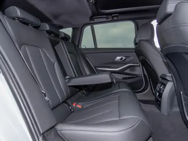 BMW 340