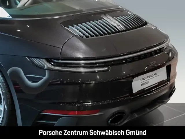 Porsche 992
