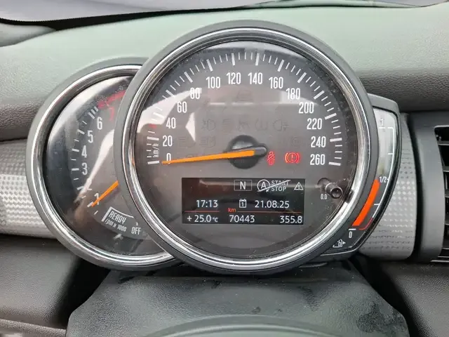 MINI Cooper Cabrio