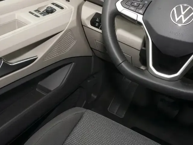 Volkswagen T7 California