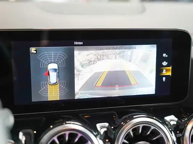 Mercedes-Benz EQA 250