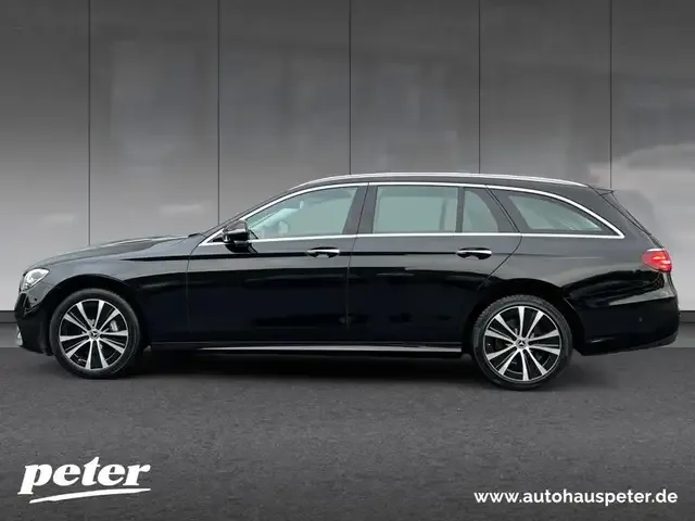 Mercedes-Benz E 400