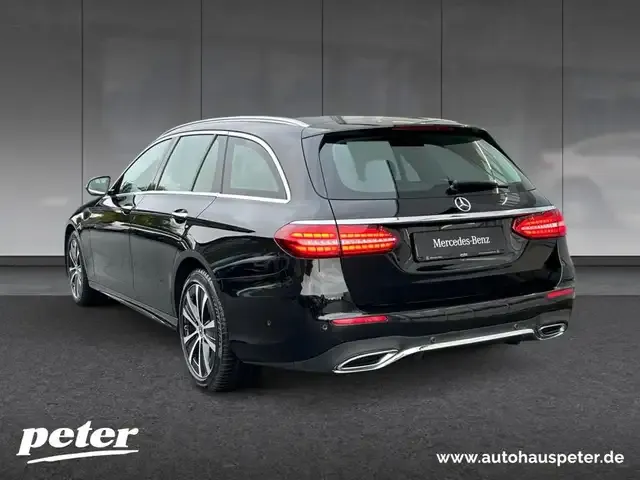 Mercedes-Benz E 400