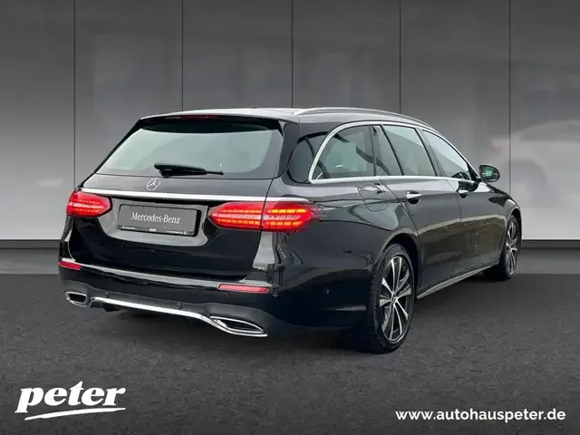 Mercedes-Benz E 400