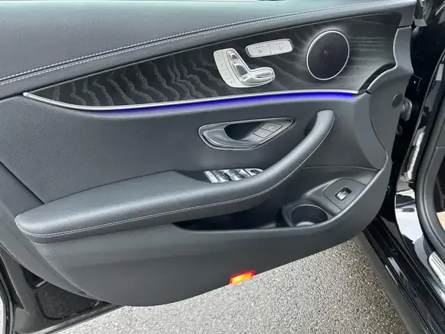 Mercedes-Benz E 400
