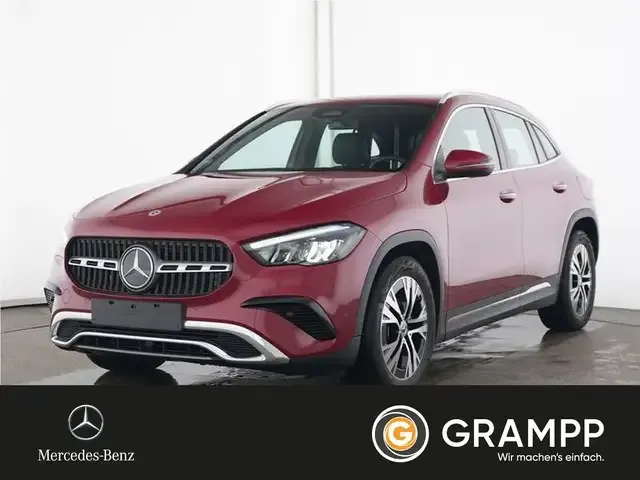 Mercedes-Benz GLA 200