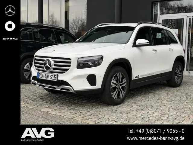 Mercedes-Benz GLB 200
