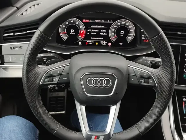 Audi SQ8