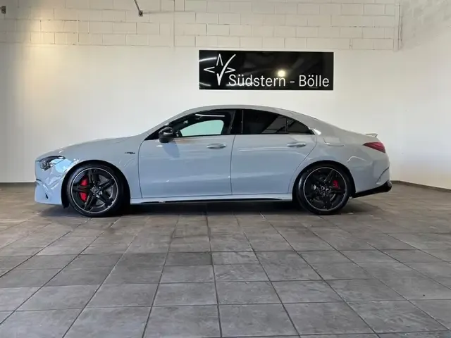 Mercedes-Benz CLA 45 AMG