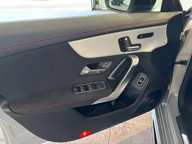 Mercedes-Benz CLA 45 AMG