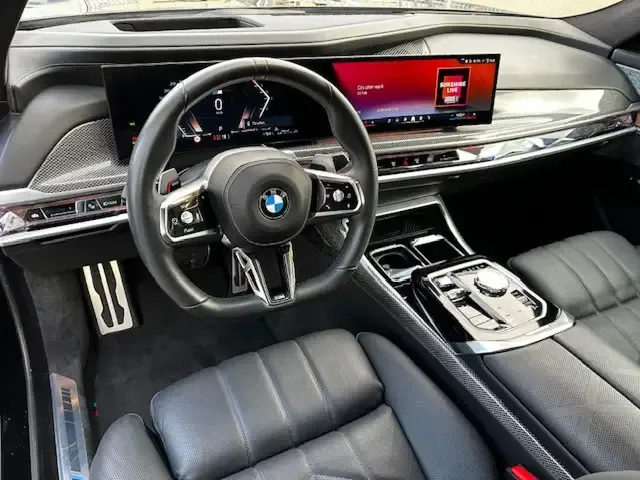BMW 740