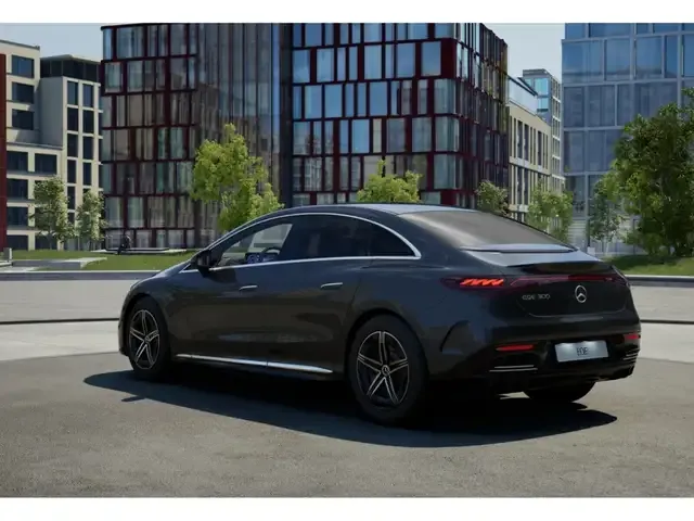 Mercedes-Benz EQE 300