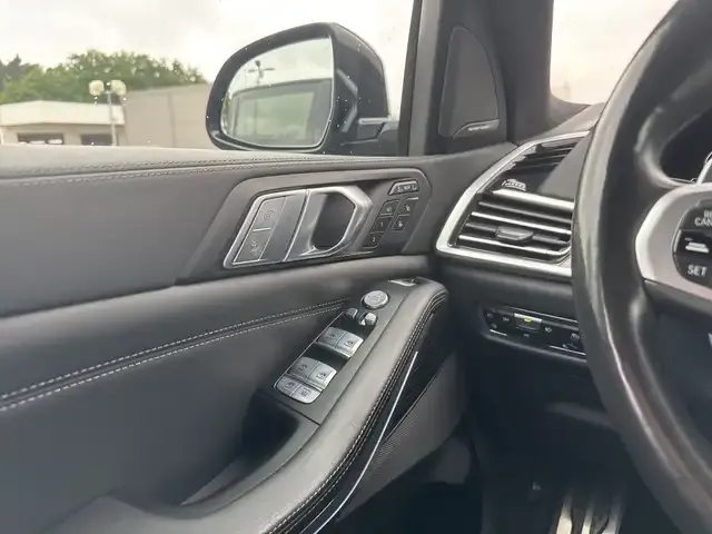 BMW X7 M