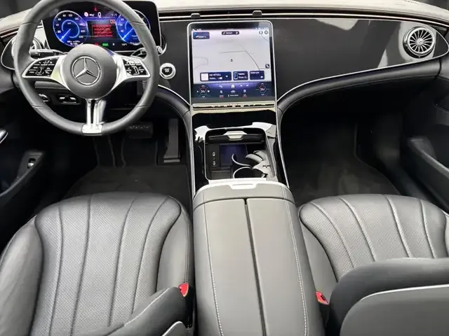 Mercedes-Benz EQE 300