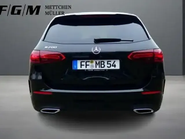 Mercedes-Benz B 200