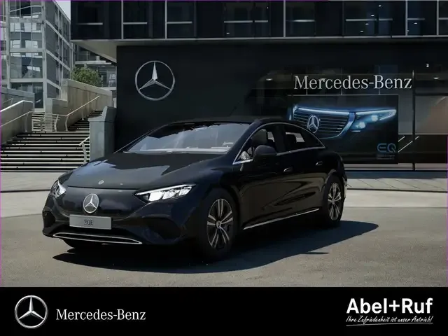 Mercedes-Benz EQE 300