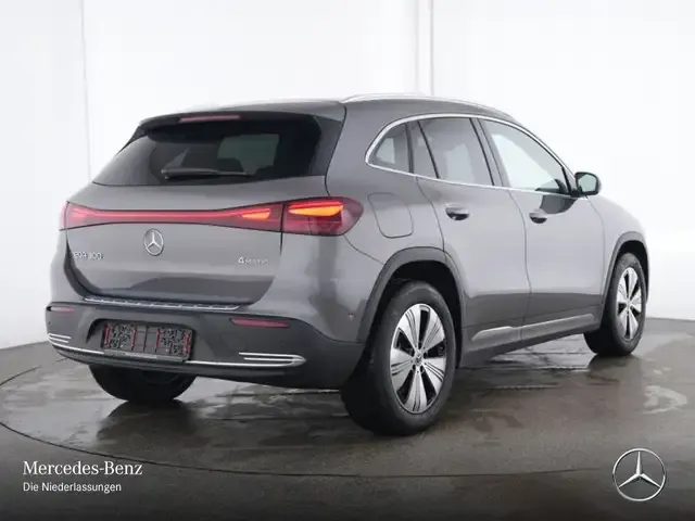 Mercedes-Benz EQA 300