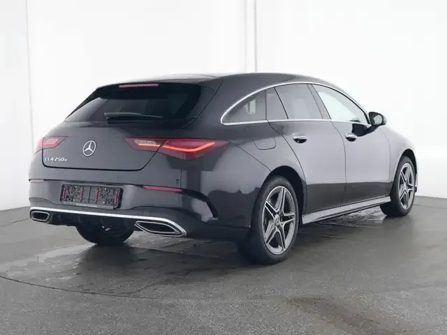Mercedes-Benz CLA 250