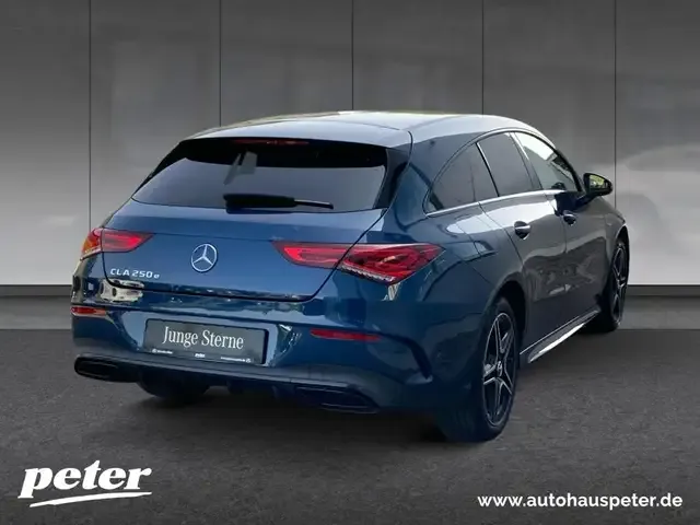 Mercedes-Benz CLA 250