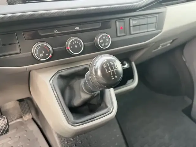 Volkswagen T6.1 Transporter