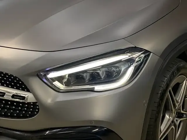 Mercedes-Benz GLA 250