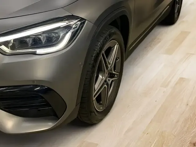 Mercedes-Benz GLA 250