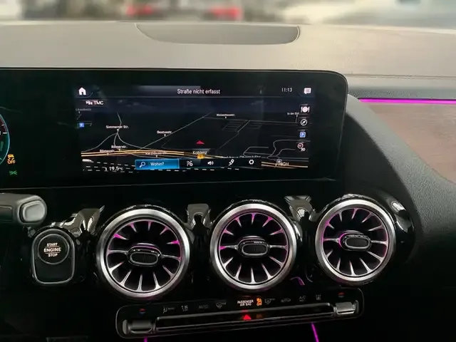 Mercedes-Benz GLA 250