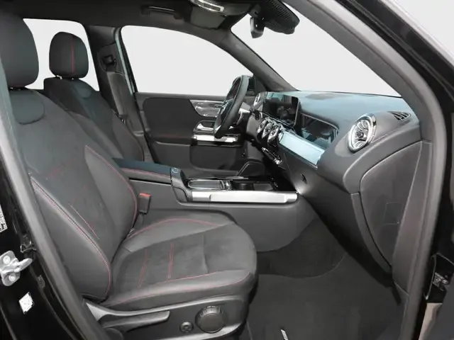 Mercedes-Benz GLB 180