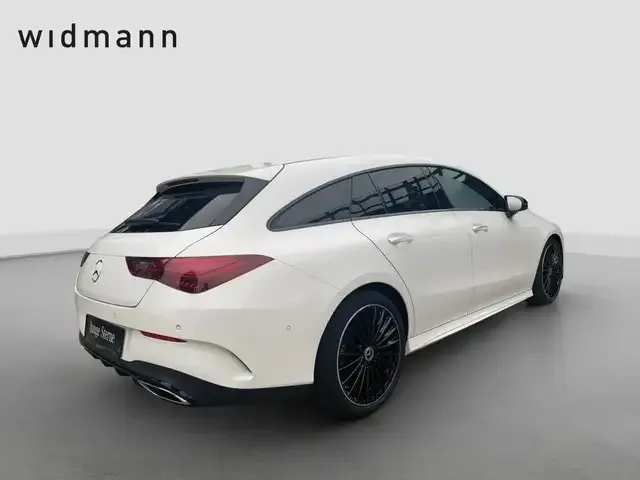 Mercedes-Benz CLA 200