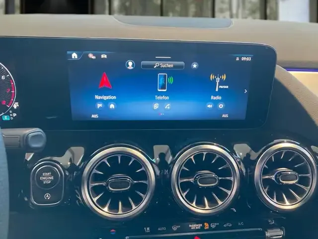 Mercedes-Benz GLA 200